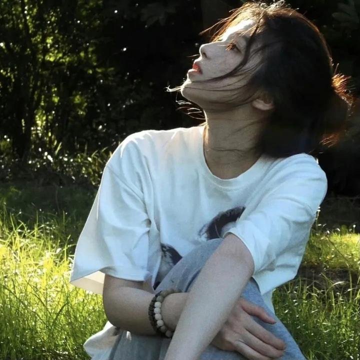拉莉萨